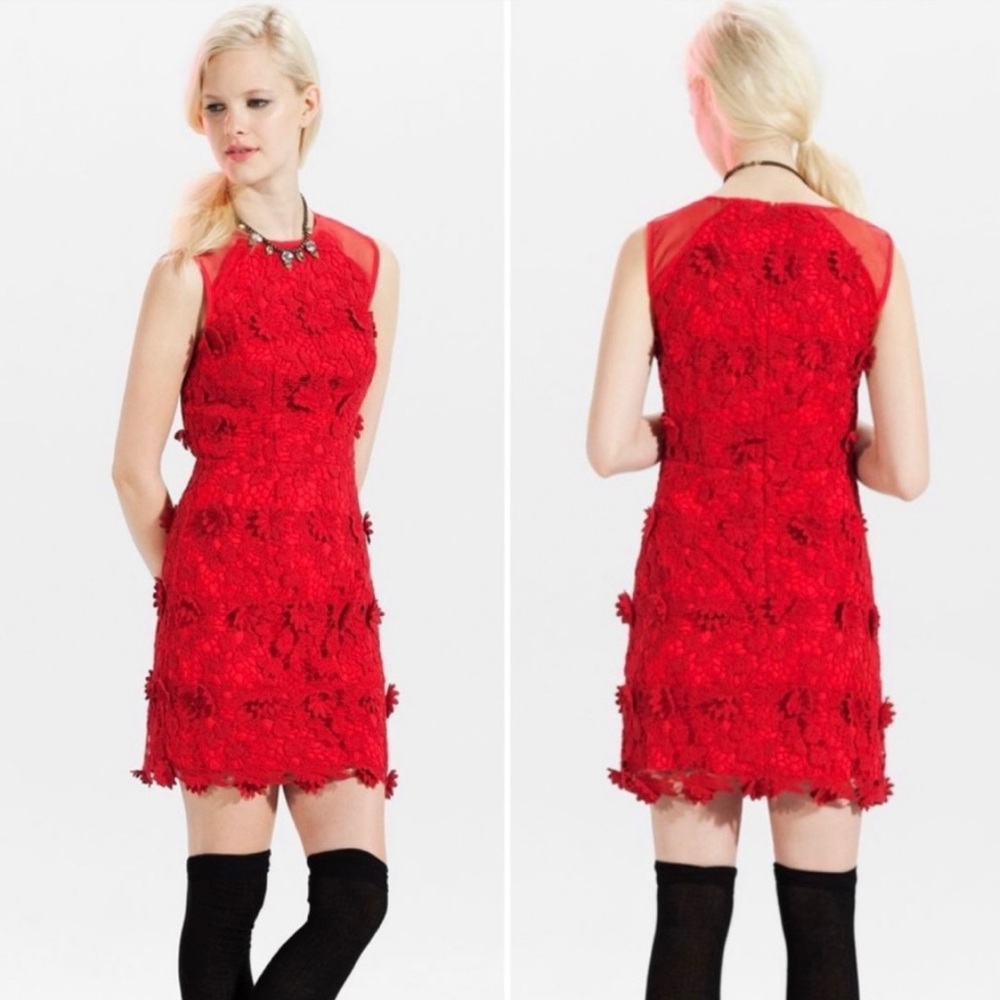 Urban Outfitters Thistle Pearl Bella Rose Lace Dress